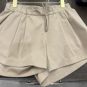 Lulu shorts